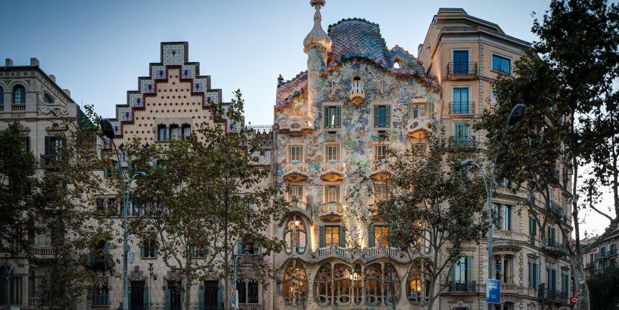 casa-batllo-outside-wiki-commons-1-4-1258x630.jpeg