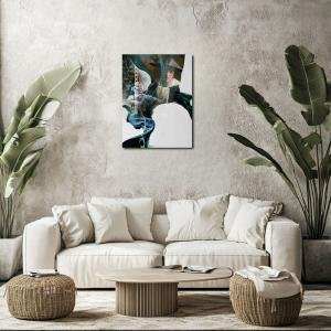 Veins of Porcelain: The Breath Between Notes