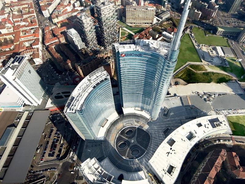 the-unicredit-tower.jpg